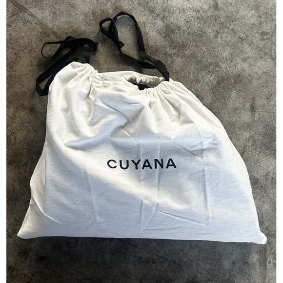 Cuyana Original Classic Zipper Black Tote Bag New With Dust Bag - Picture 12 of 13